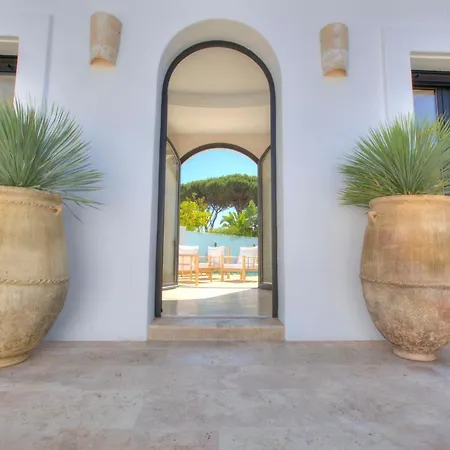 ヴィラ Mas Tranquila - A Stylish With Pool 150 M From The